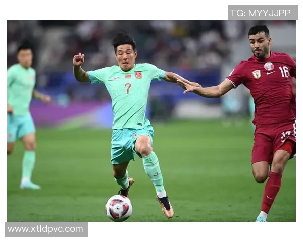 亚洲足球小个子球星排名解析 速度与技术并存的顶级球员逐一盘点