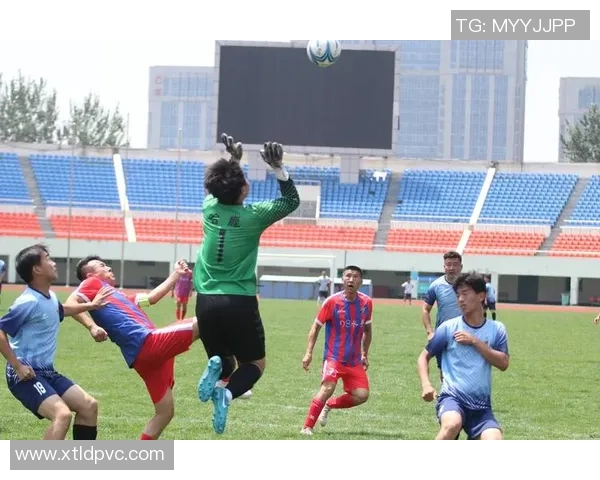 长治足球十佳球星荣耀揭晓,优秀球员引领本地足球新风潮