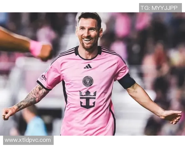 世界足球史上六百位传奇球星的辉煌足迹与传奇故事